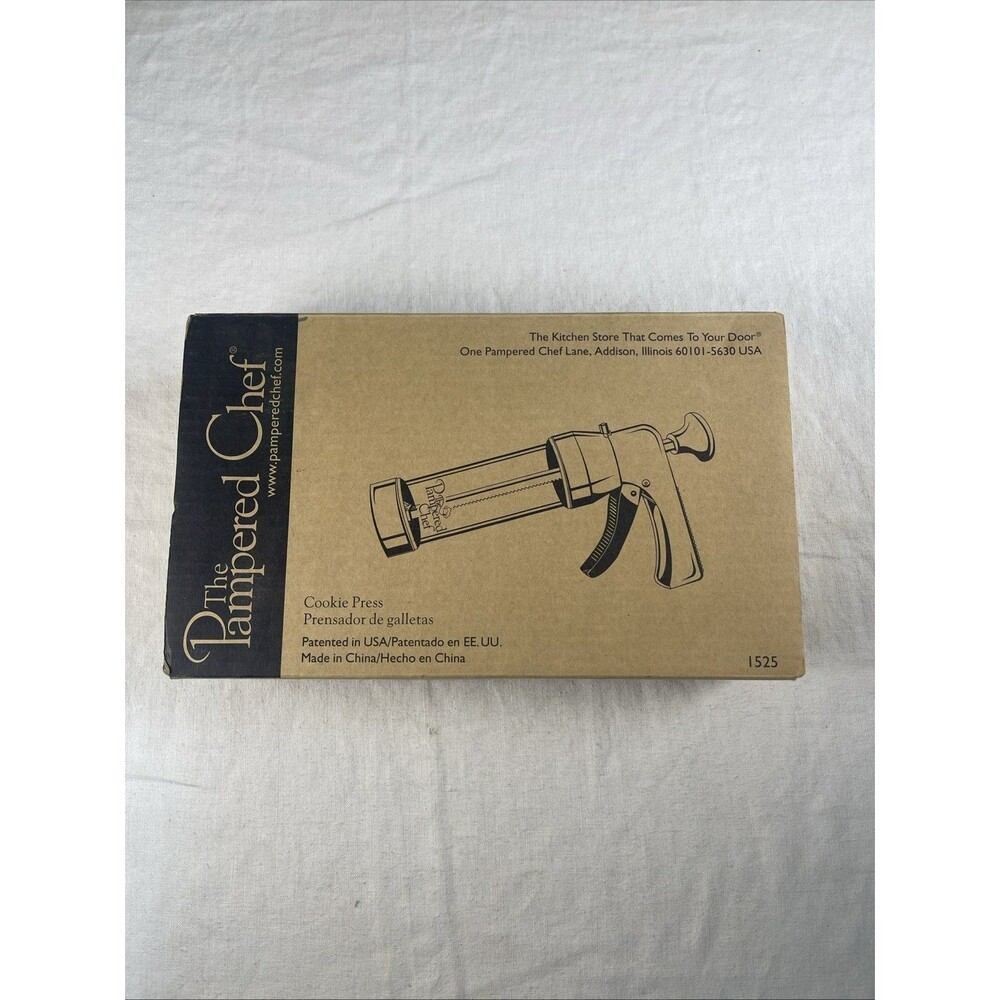 The Pampered Chef Cookie Press #1525 w/16 Discs